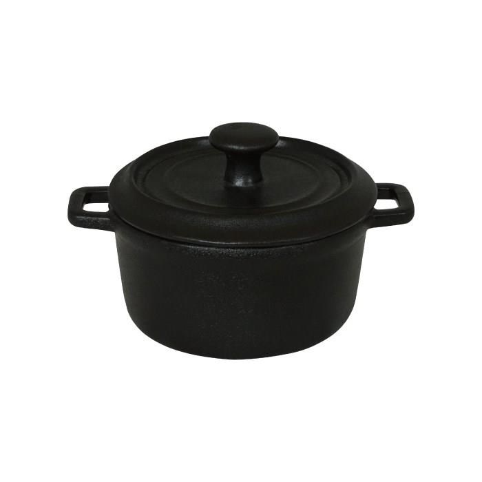 Serving utensils